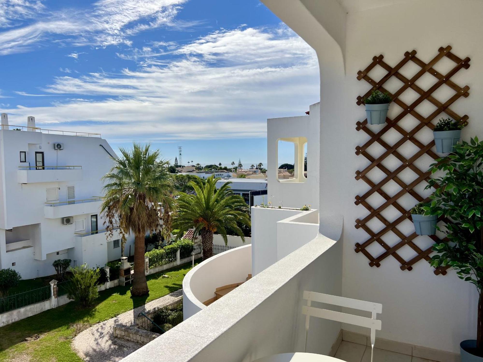 Albufeira Delight With Pool By Homing Lejlighed Guia  Eksteriør billede